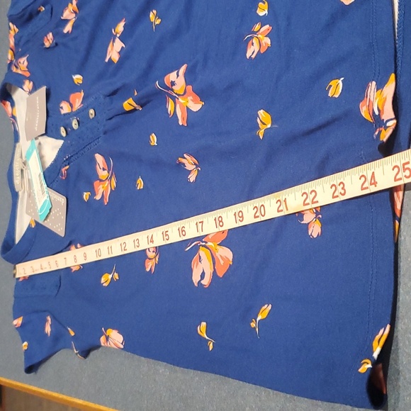 NWT🎟 Womens Medium Knit Top* Daniel Rainn☆18"ptp💙24" length☆☆ FAST SHIPPER 🌟 - Picture 3 of 12